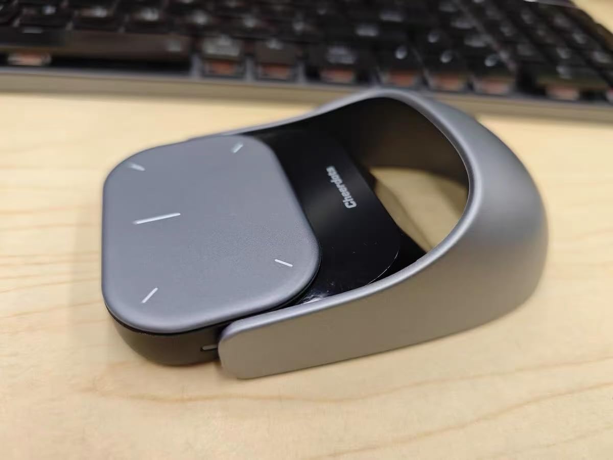 Sleek black OIKKEI 2025 AI Wireless Mouse for PC and laptop featuring an ergonomic design, integrated laser pointer for presentations, Bluetooth and USB wireless connectivity, built-in voice recorder and AI summarisation function. Ideal for business, teaching and creative workflows.