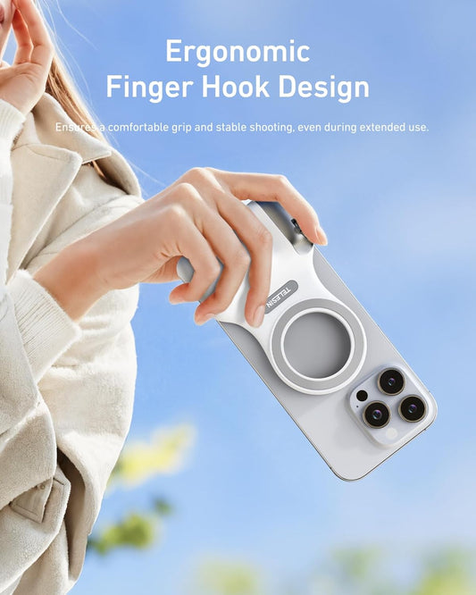 A compact 2-in-1 creator kit designed for quick, stable and well-lit mobile shooting. Ideal for selfies, vlogs, TikTok, live streams, Zoom calls and everyday photography. Magnetic mounting makes setup instant whether using an iPhone (MagSafe) or Android with the included magnetic ring.